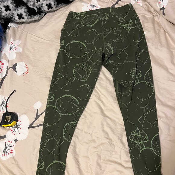 Futura Laboratories and Uniqlo leggings, size XL, dark green - Picture 2 of 8